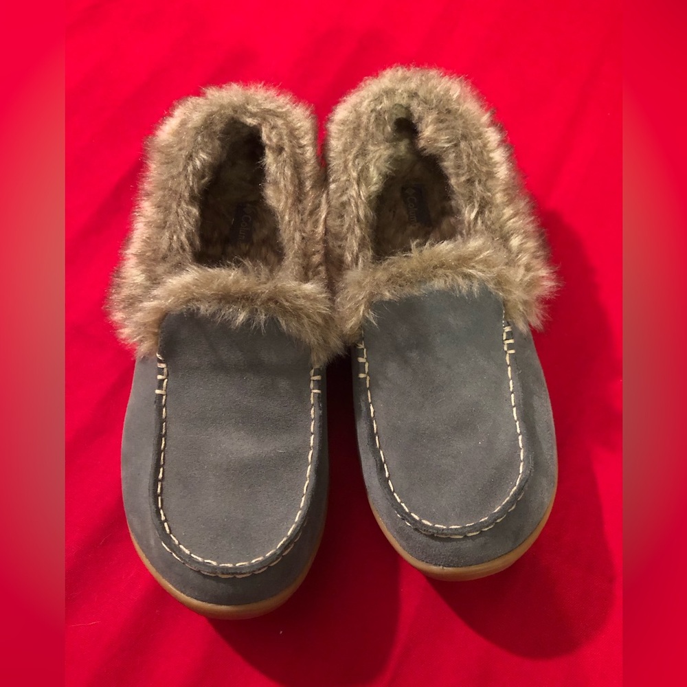Columbia woman slippers